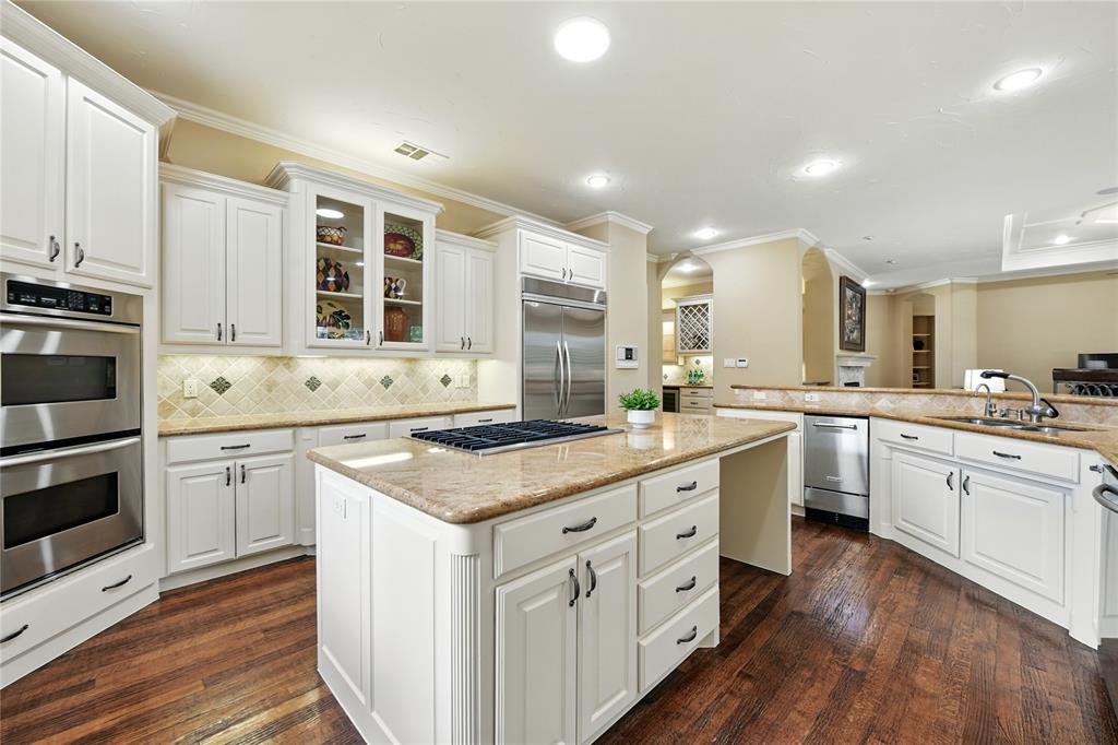 Lewisville, Texas 75067, United States, 4 Bedrooms Bedrooms, ,4 BathroomsBathrooms,Residential,Pending,154958