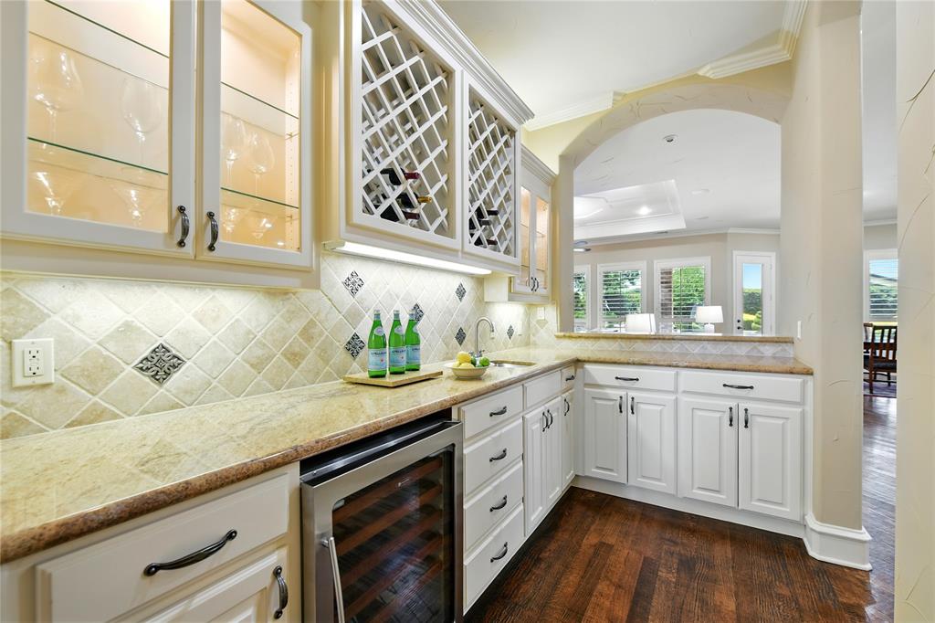 Lewisville, Texas 75067, United States, 4 Bedrooms Bedrooms, ,4 BathroomsBathrooms,Residential,Pending,154958