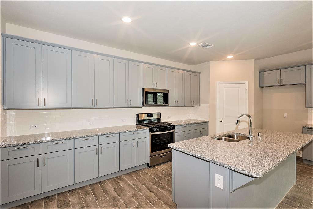 Bloomridge Add Ph I - Residential Lease