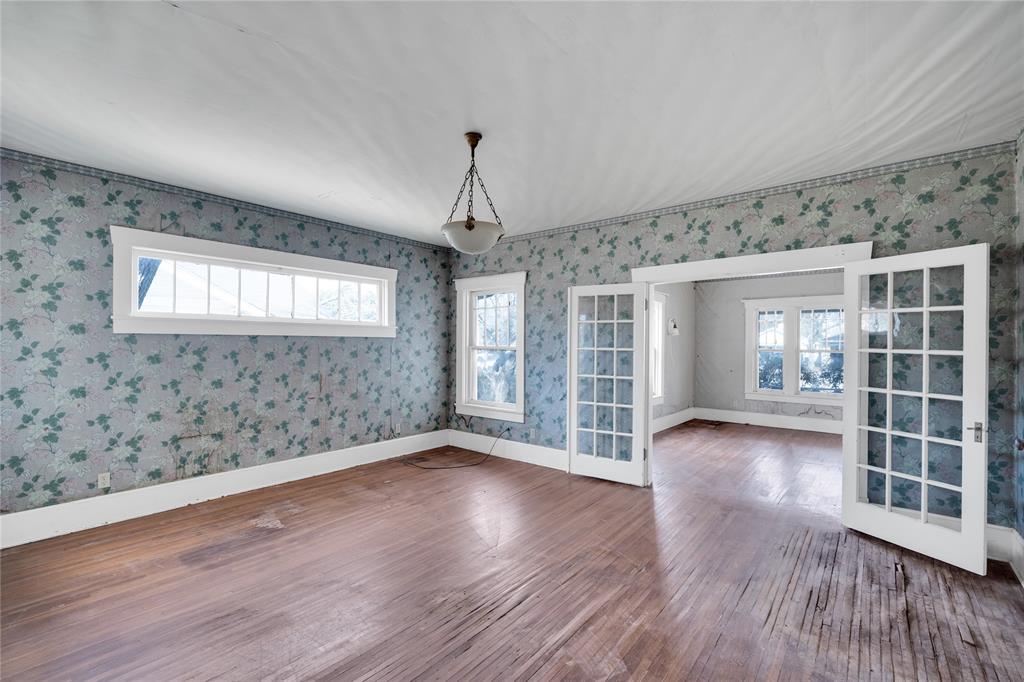 J Hanley - Residential