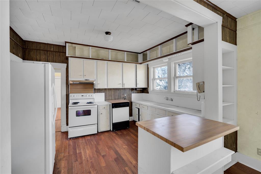 J Hanley - Residential