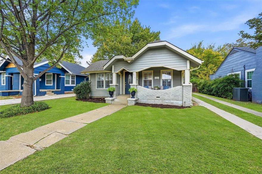 3816 Calmont Avenue is where classic Arlington Heights charm meets modern style. A bright front office sets the tone for work, reading, or creative projects, while plantation shutters throughout add timeless character. The kitchen is a standout with updated cabinets and floating shelves that balance rustic warmth with clean, contemporary lines. Bathrooms have been refreshed with thoughtful updates, and hardwood floors flow through the main living areas and one upstairs bedroom, with carpeted bedrooms offering cozy comfort. The oversized downstairs room is a versatile space, perfect as a master suite, guest area, or secondary living room, with double patio doors that open to the backyard deck, connecting indoor and outdoor living. The backyard also features a garage ideal for a mancave, workshop, or protecting vehicles from the Texas weather. Centrally located, you’re minutes from the Cultural District, Fort Worth Botanic Garden, the Modern Art Museum, Kimbell, and Amon Carter Museum, as well as local cafés, parks, and hidden gems. With a mix of original character, smart updates, and flexible spaces, this home is ready for someone who values style, comfort, and a neighborhood that’s alive with culture and convenience.