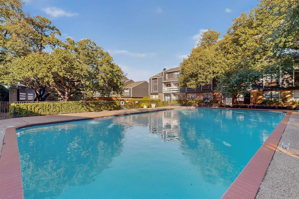 Preston Racquet Club Condo - Residential