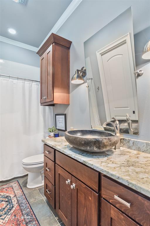 Twelve Oaks - Residential