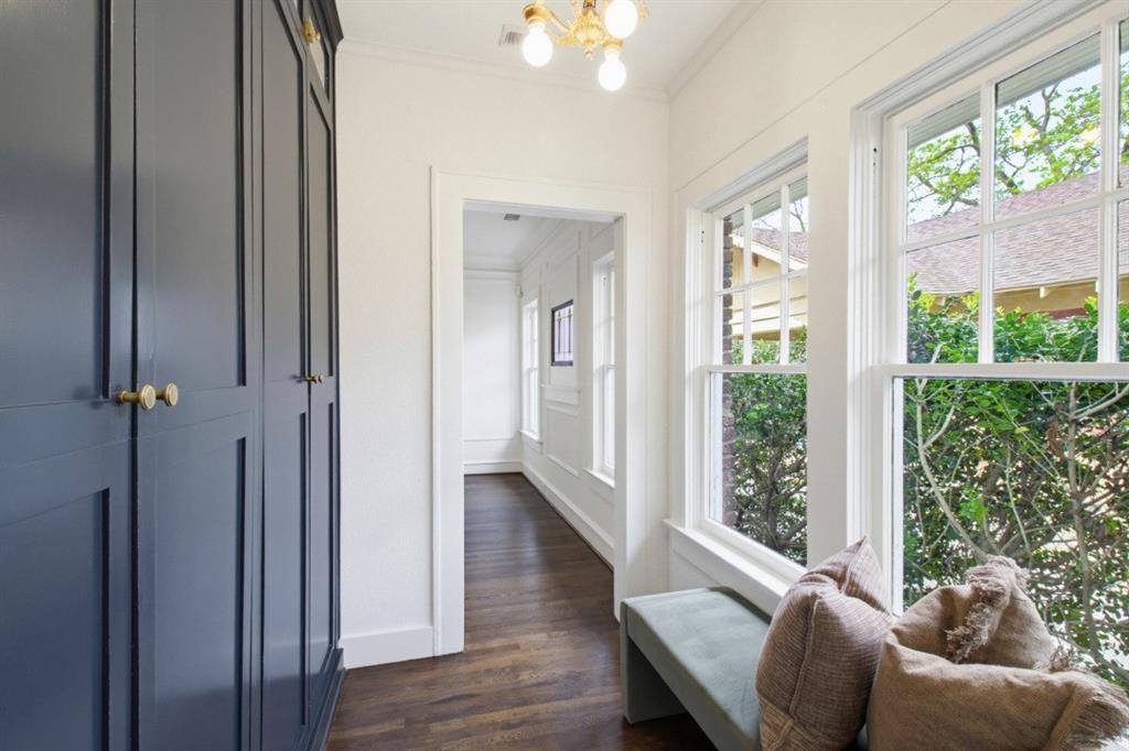 Munger Place - Residential