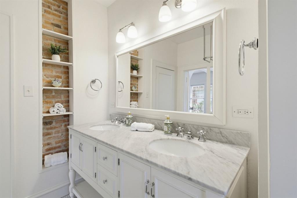 Munger Place - Residential