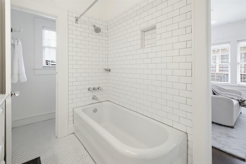 Munger Place - Residential