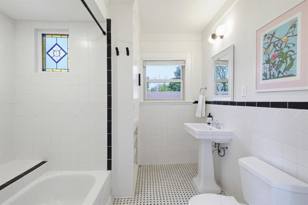 Munger Place - Residential