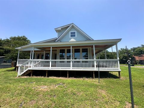 506 S 6th Street Gatesville TX 76528