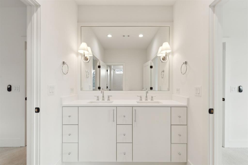 AIRLAWN HOMES - Residential Lease