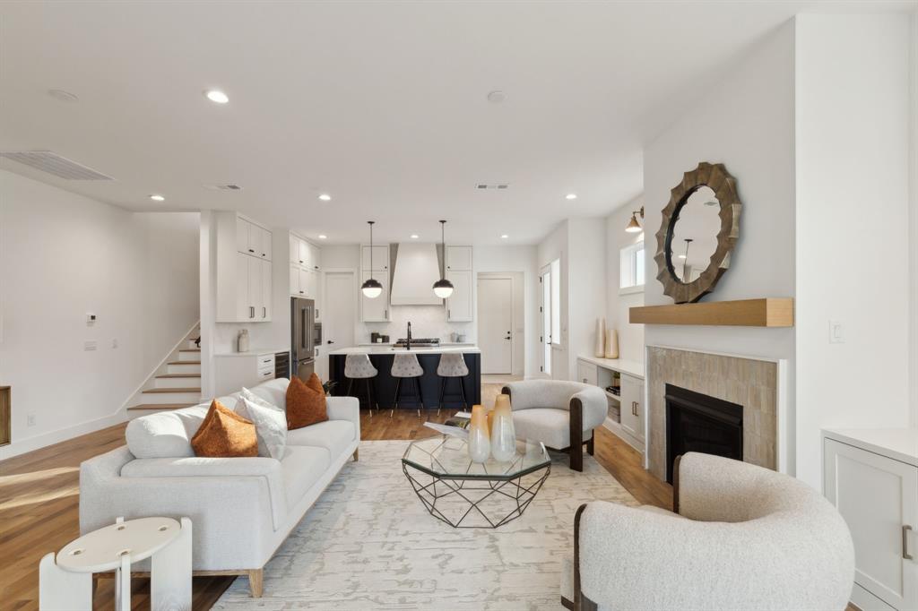 AIRLAWN HOMES - Residential Lease