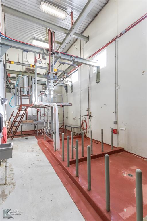 T&P LANE - Commercial Sale