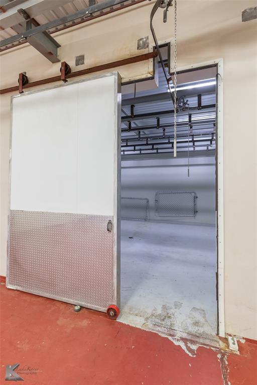 T&P LANE - Commercial Sale