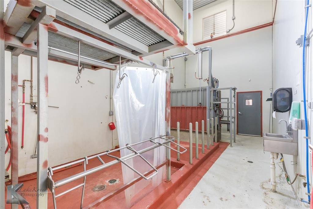 T&P LANE - Commercial Sale