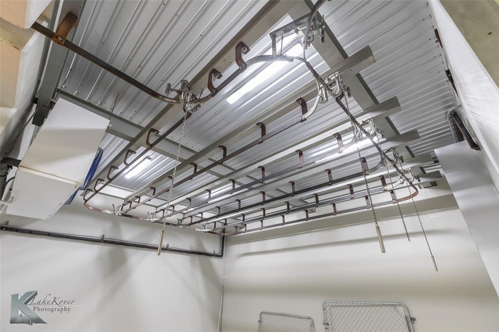 T&P LANE - Commercial Sale