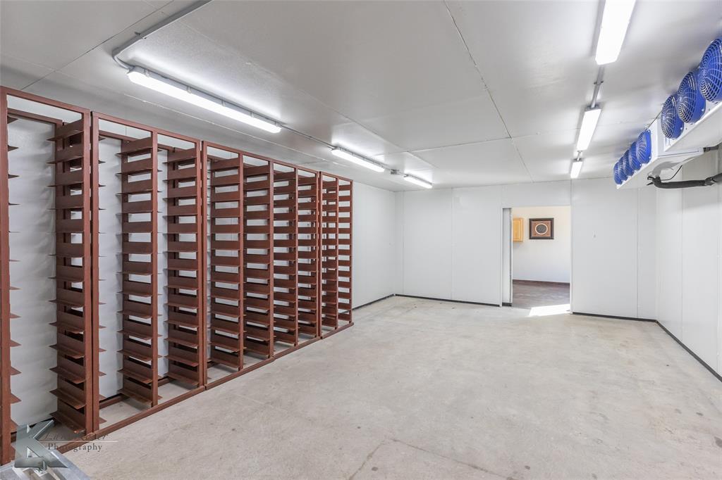 T&P LANE - Commercial Sale