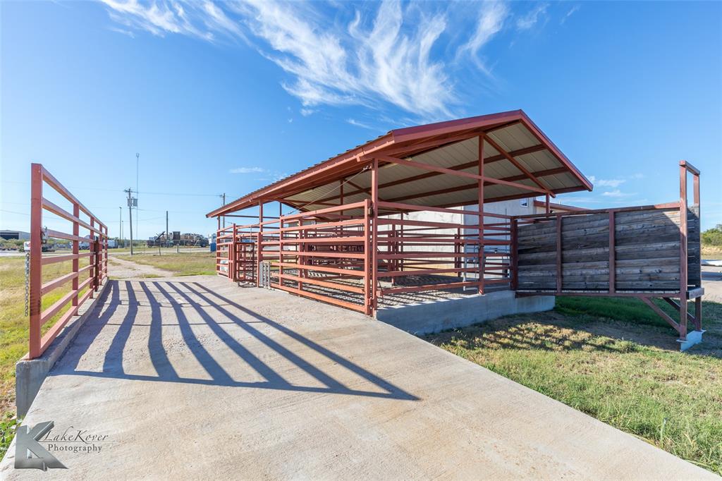 T&P LANE - Commercial Sale