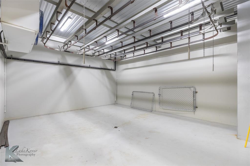 T&P LANE - Commercial Sale