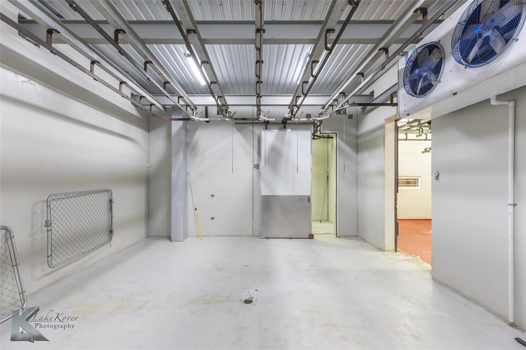 T&P LANE - Commercial Sale