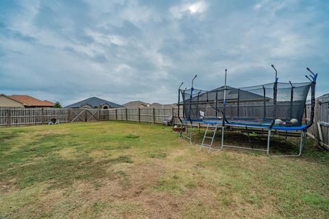 Tiny photo for 107 Willowbend Loop, Mabank, TX 75147 (MLS # 21086171)