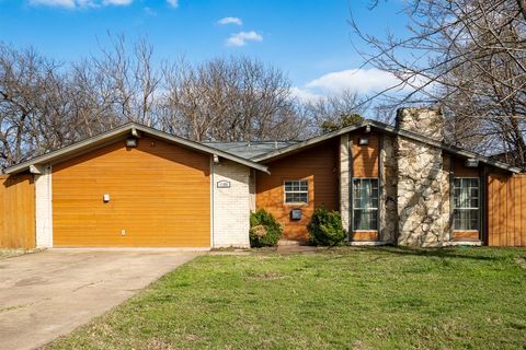 1106 S Alexander Avenue Duncanville TX 75137