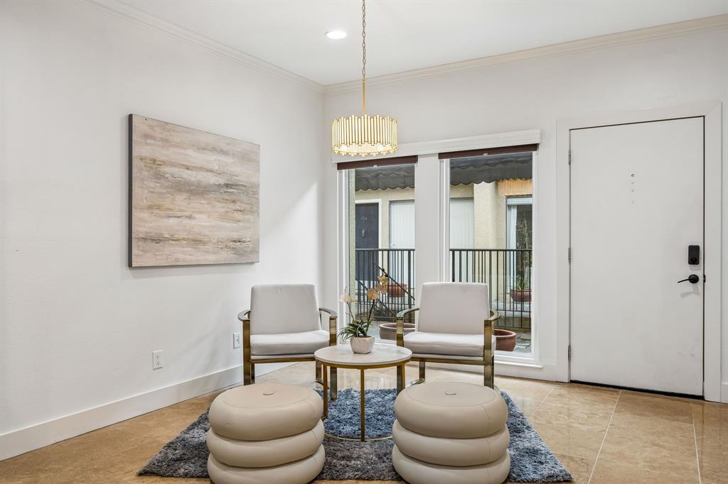 Travis Twnhms 4242 - Residential