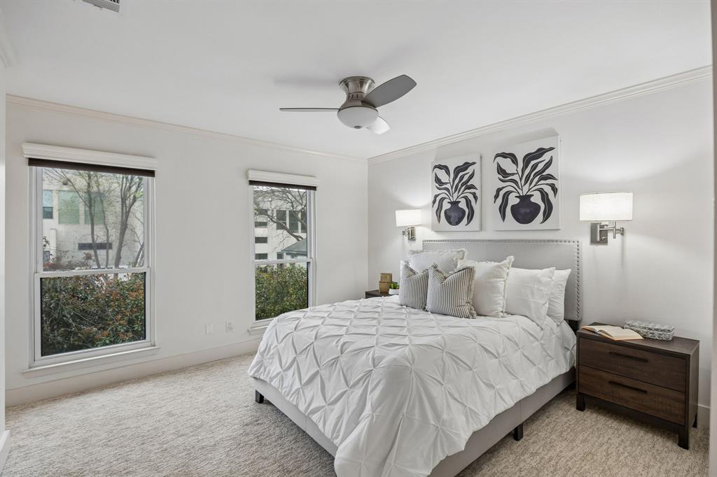 Travis Twnhms 4242 - Residential