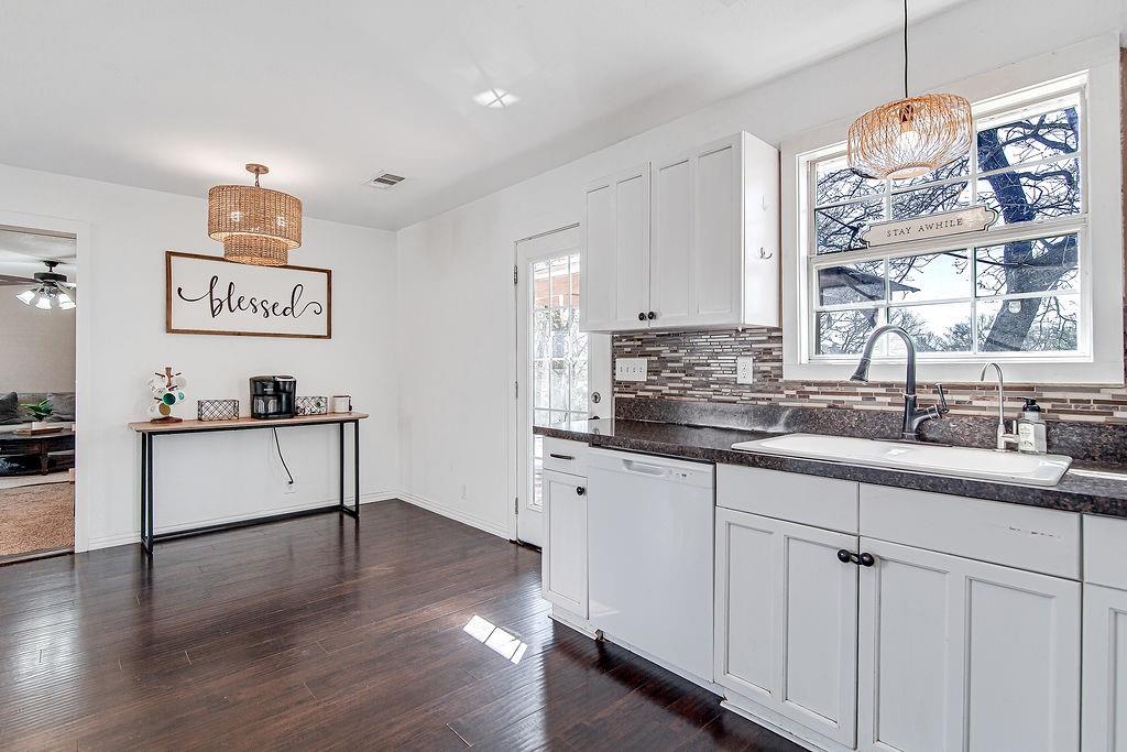 Caddo Peak Estate - Residential