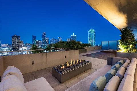 2200 Victory Avenue 2701 Dallas TX 75219
