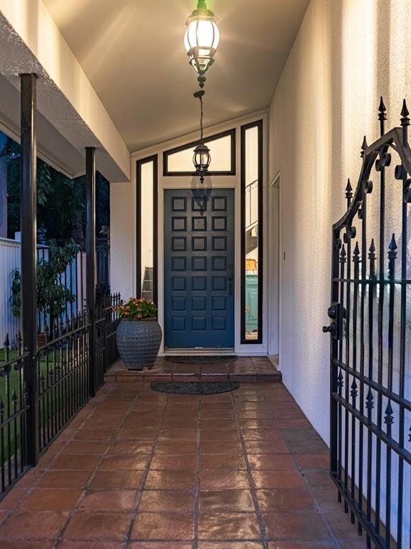 ST ANDREWS PLACE - Residential