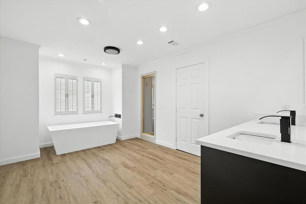 Highlands of Mckamy Ph IV - Residential Lease