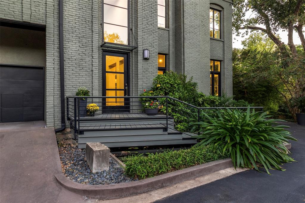 4678 Christopher Place