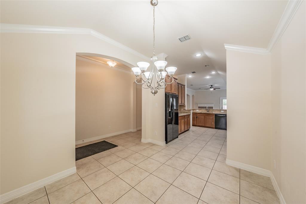 1313 Catbird Drive