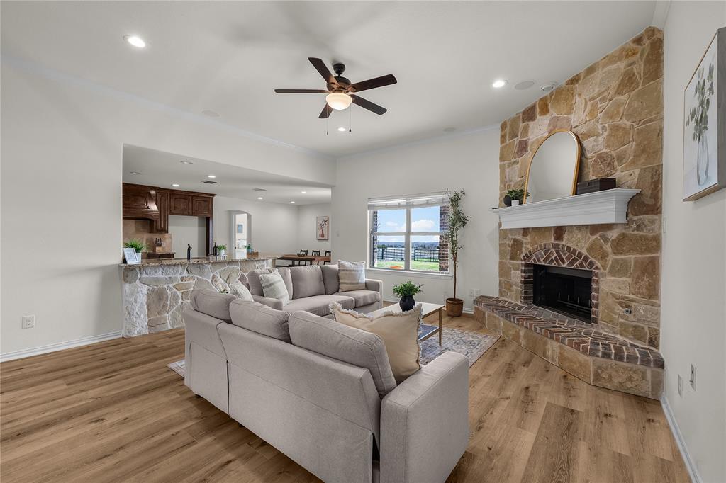 304 Canales Road