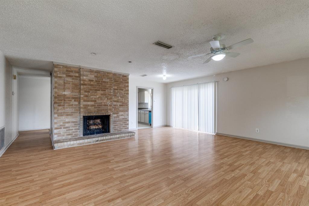 2218 Colonial Place