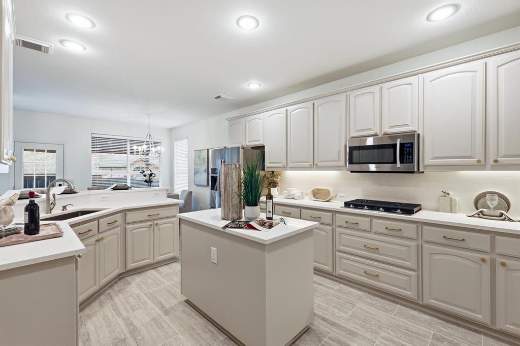 CASTLEWOOD SEC TWO-I - Residential