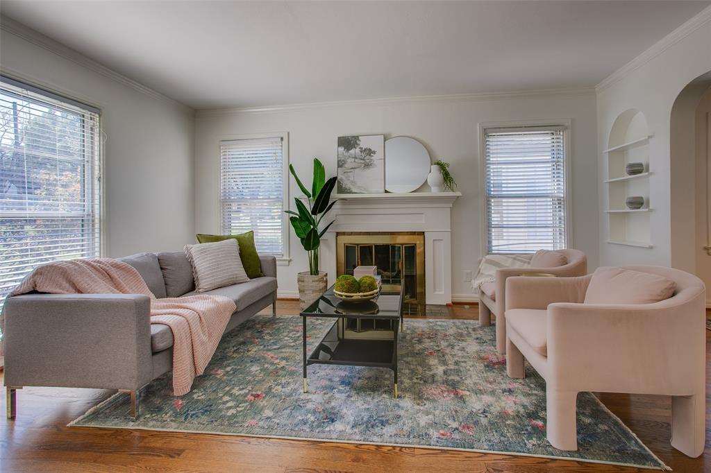 2523 W 10th Street