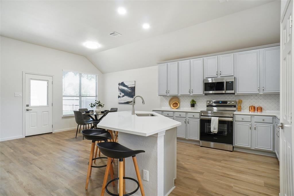 211 Windsong Way