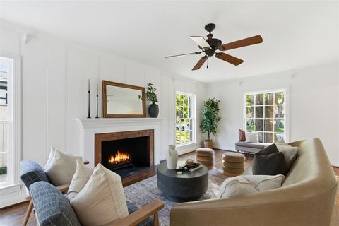 Tiny photo for 4224 Pershing Avenue, Fort Worth, TX 76107 (MLS # 21101021)