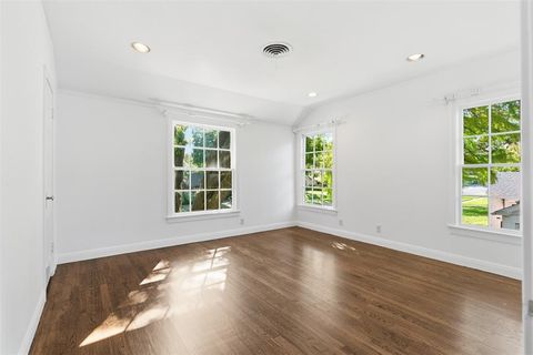 Tiny photo for 4224 Pershing Avenue, Fort Worth, TX 76107 (MLS # 21101021)