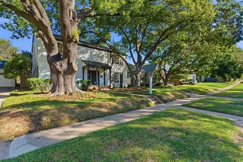 Tiny photo for 4224 Pershing Avenue, Fort Worth, TX 76107 (MLS # 21101021)
