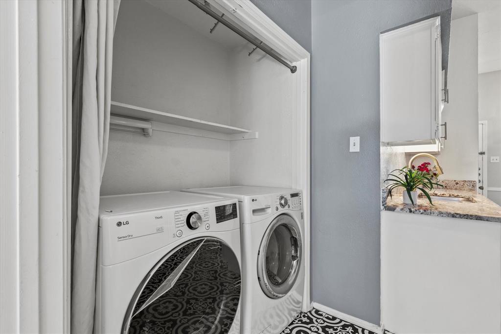 High Hollows Condo - Residential