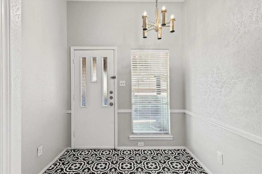 High Hollows Condo - Residential