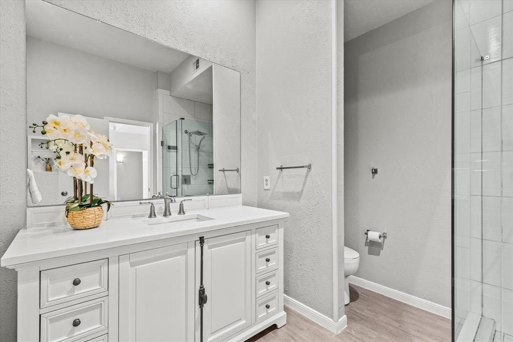 High Hollows Condo - Residential