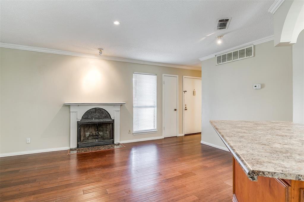 Pecan Chase Condo - Residential