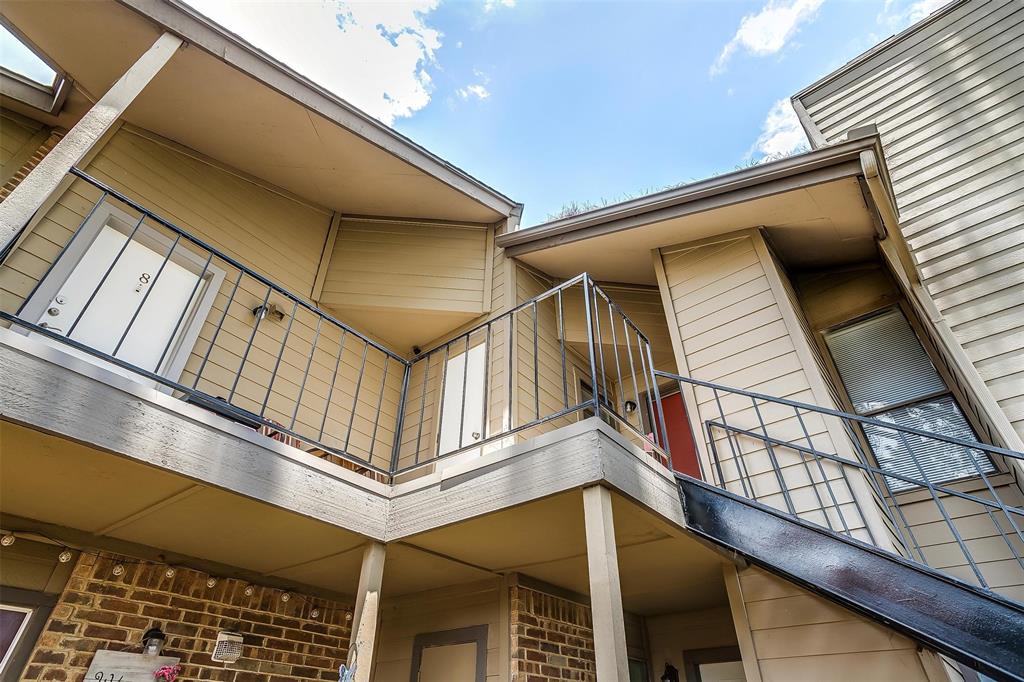 Pecan Chase Condo - Residential