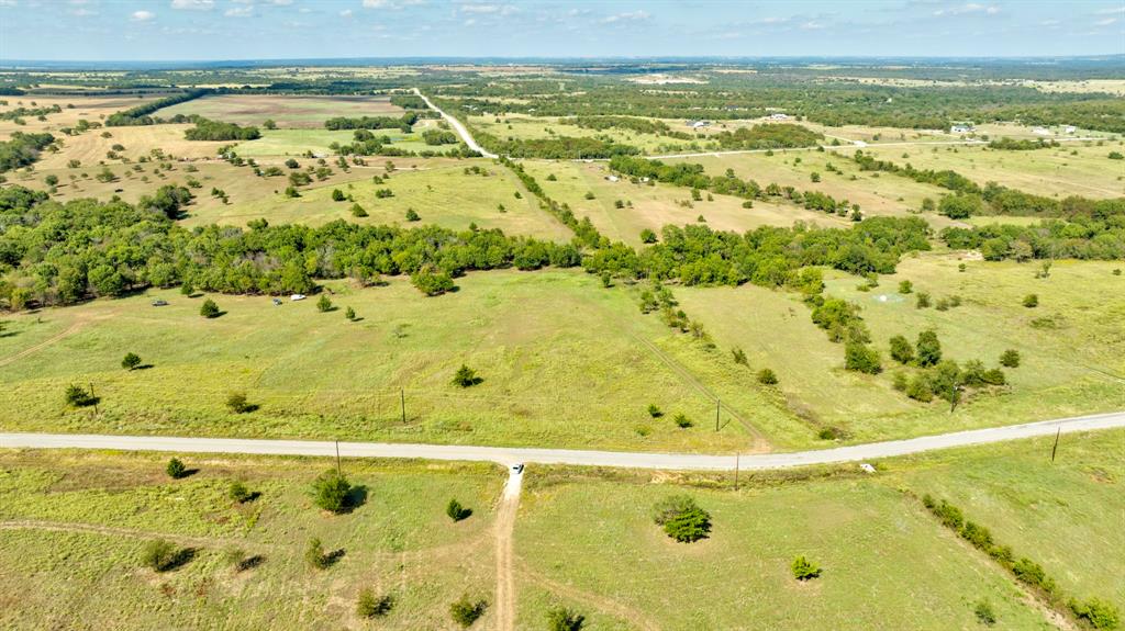 Eagles Perch Sub - Land