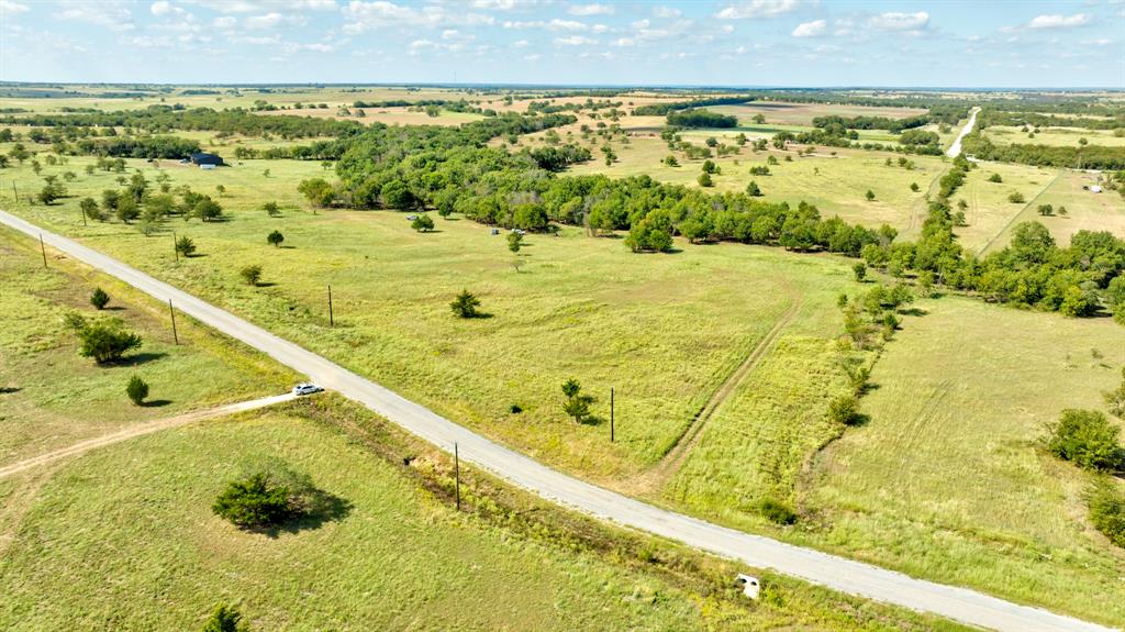 Eagles Perch Sub - Land