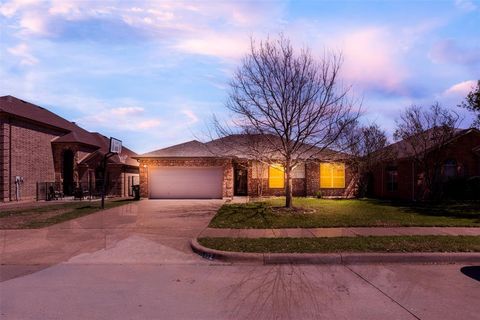 192 Hirth Drive Crowley TX 76036