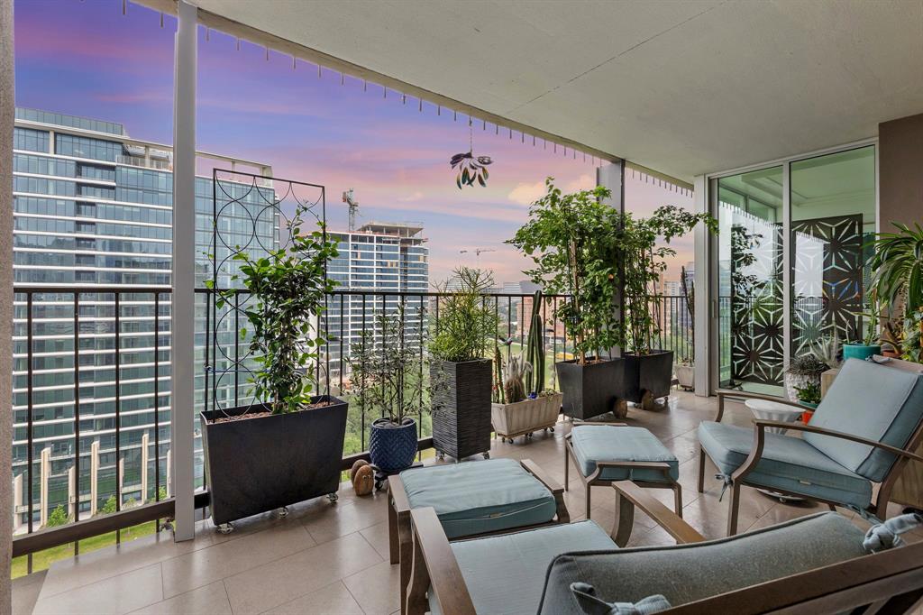 Park Towers Condominiums - Residential